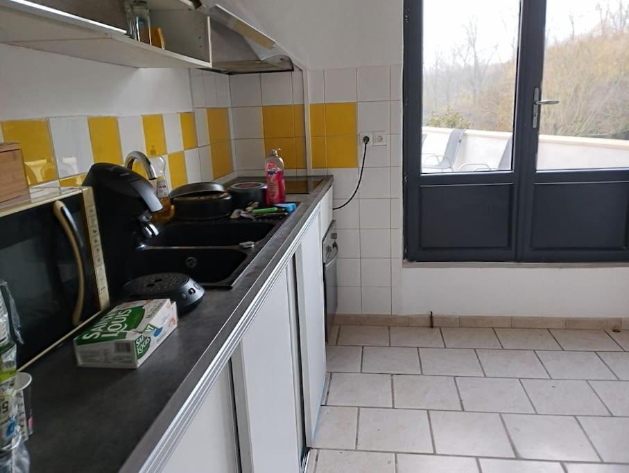 Agreable Maison Avec Parking Gratuit Apartamento Amiens Exterior foto